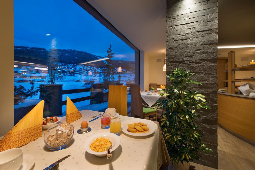 Hotel Roberta Alpine Adults Only Livigno Exterior photo